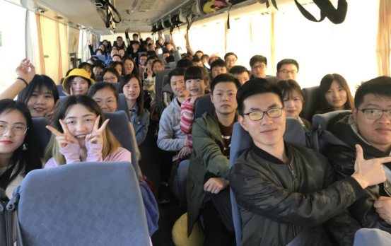 游艇会yth206官方网集团业务事业群Q1季度绩优游——为梦想释放狂野234.png