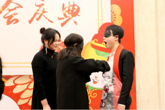 游艇会yth206官方网集团八周年庆典，共谱华章，精彩不落幕！1440.png